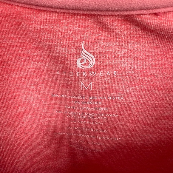 Ryderwear Essential Seamless crop tee - Picture 6 of 7